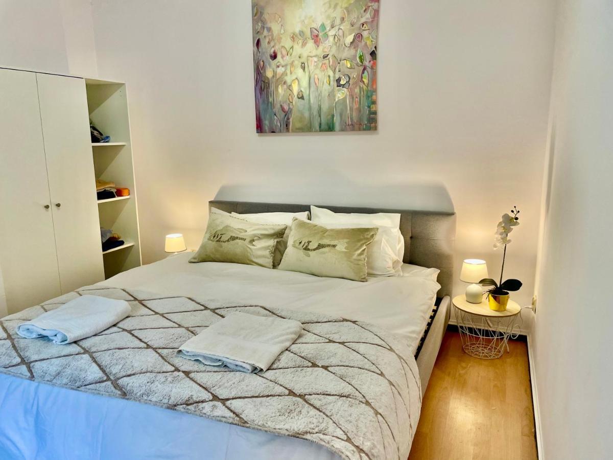 Warsaw Concierge Wola Ratusz Appartement Buitenkant foto