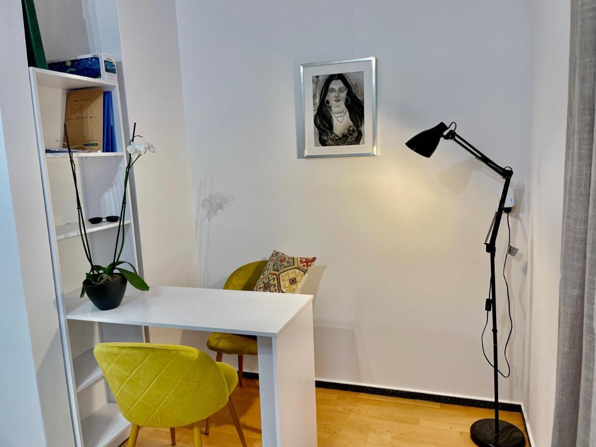 Warsaw Concierge Wola Ratusz Appartement Buitenkant foto